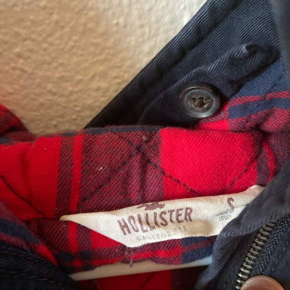 Women’s winter jacket! - Picture 2 of 3